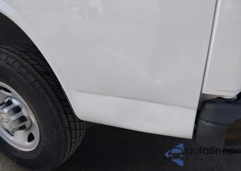 2016 Chevrolet Express 2500 Work Van z USA, uszkodzony, nr VIN 1GCWGAFFXG1239471